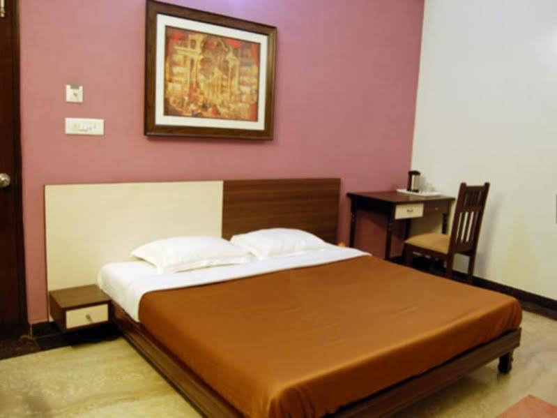 The Urmi Hotel Haridwar Luaran gambar